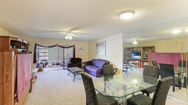 527 Spring Lakes Blvd, Condo with 2 bedrooms, 2 bathrooms and null parking in BRADENTON FL | Image 6