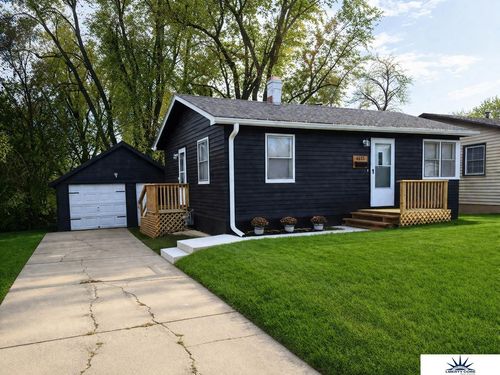 4613 Redick Ave, Omaha, NE, 68152-2534 | Card Image