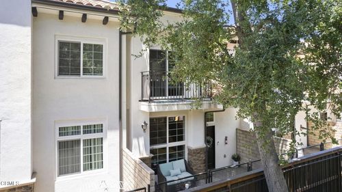 5-3236 Royal Oaks Dr, Thousand Oaks, CA, 91362-3333 | Card Image
