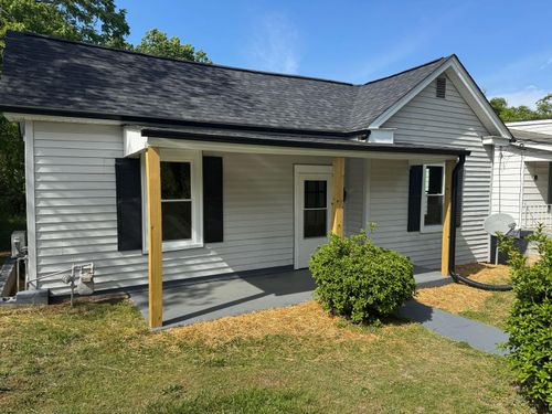 345 Flint St, Danville, VA, 24541-3136 | Card Image