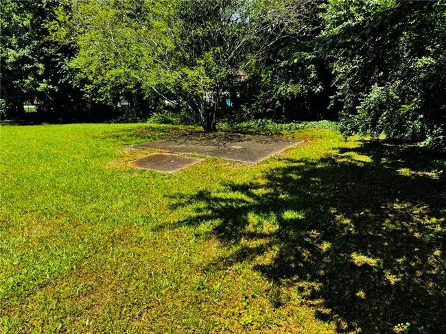 208 Arbour Way, House other with 3 bedrooms, 2 bathrooms and null parking in Suwanee GA | Image 48