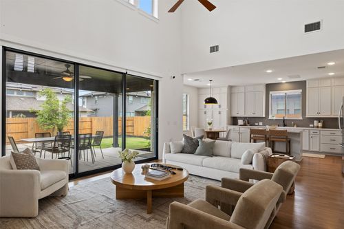 7908 Yokohama Ter, Austin, TX, 78744-1514 | Card Image