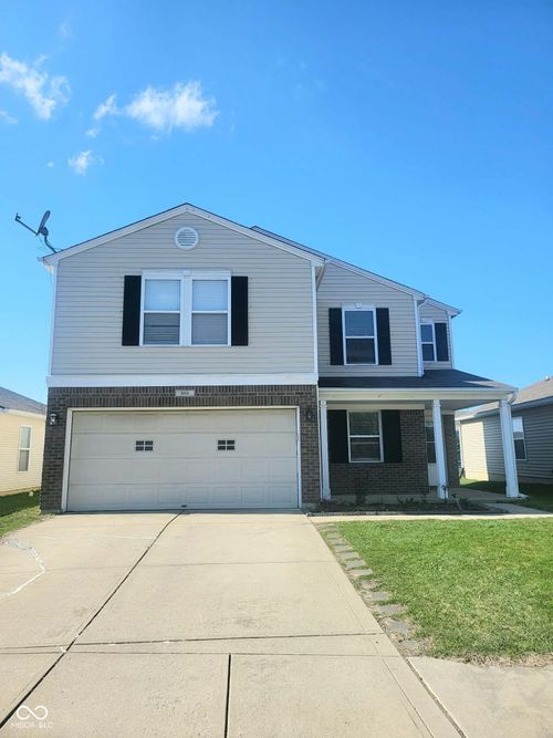 868 Wheatgrass Dr, Greenwood, IN, 46143-6826 | Card Image