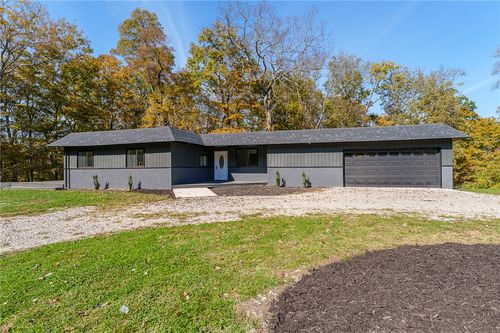 2160 Waynesville Road, Sugarcreek Twp, OH, 45305 | Card Image