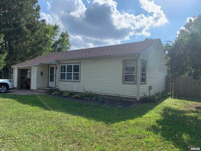 1529 N Santa Fe Avenue, House other with 2 bedrooms, 1 bathrooms and null parking in Chillicothe IL | Image 2