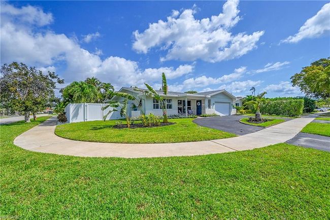 2133 Ne 63 Rd Ct, House other with 3 bedrooms, 2 bathrooms and 2 parking in Fort Lauderdale FL | Image 4