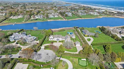 155 Duck Pond Ln, Southampton, NY, 11968-5103 | Card Image
