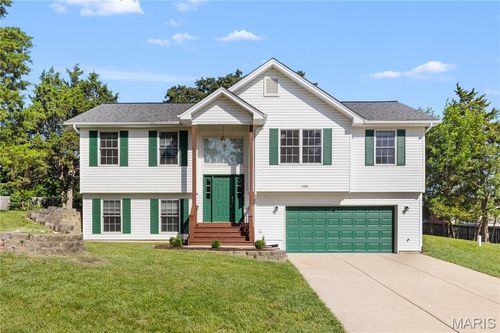 635 Elm St, Hillsboro, MO, 63050-4324 | Card Image
