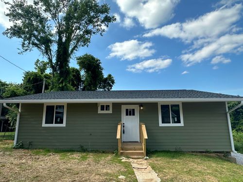 7 Catherine St, Rossville, GA, 30741-4056 | Card Image