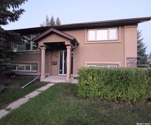 106 Stewart Cres, Yorkton, SK, S3N3J5 | Card Image