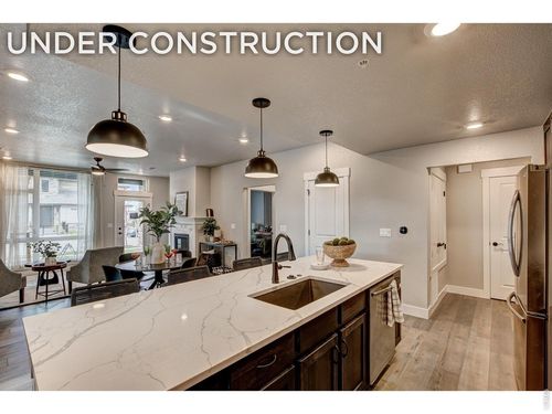 208-245 High Point Dr, Longmont, CO, 80504 | Card Image