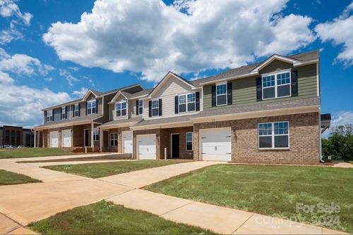 1301-5156 Tommy Ln, Stanley, NC, 28164-1047 | Card Image