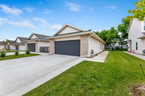 4530 N Sandplum St, Wichita, KS, 67205 | Card Image