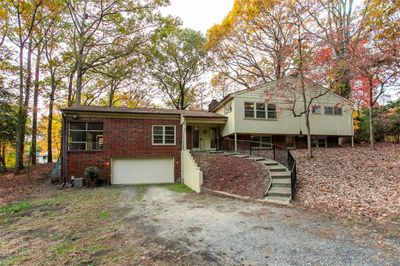 36 Madison Lane S, House other with 4 bedrooms, 3 bathrooms and null parking in Newport News VA | Image 2