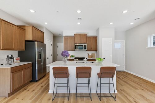 1518 Trellis Ln, Saint Paul, MN, 55101 | Card Image