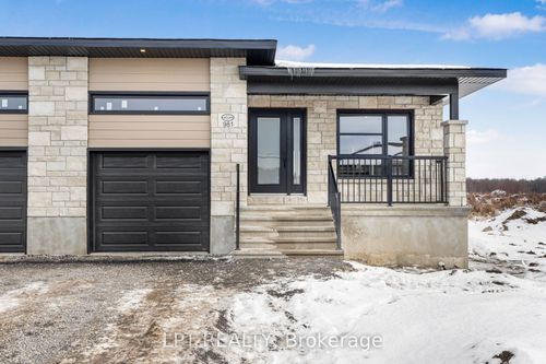 967 Katia Street, The Nation, ON, K0A2M0 | Card Image