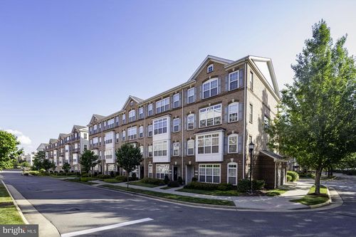 19261 Harlow Sq, LEESBURG, VA, 20176-6515 | Card Image