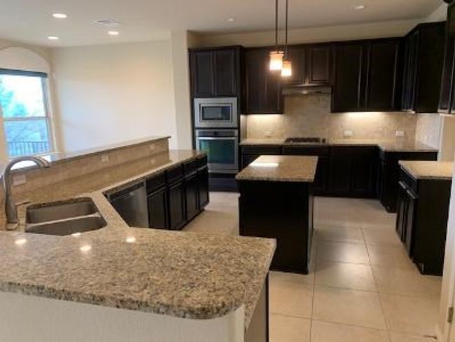 Spacious Kitchen | Image 4