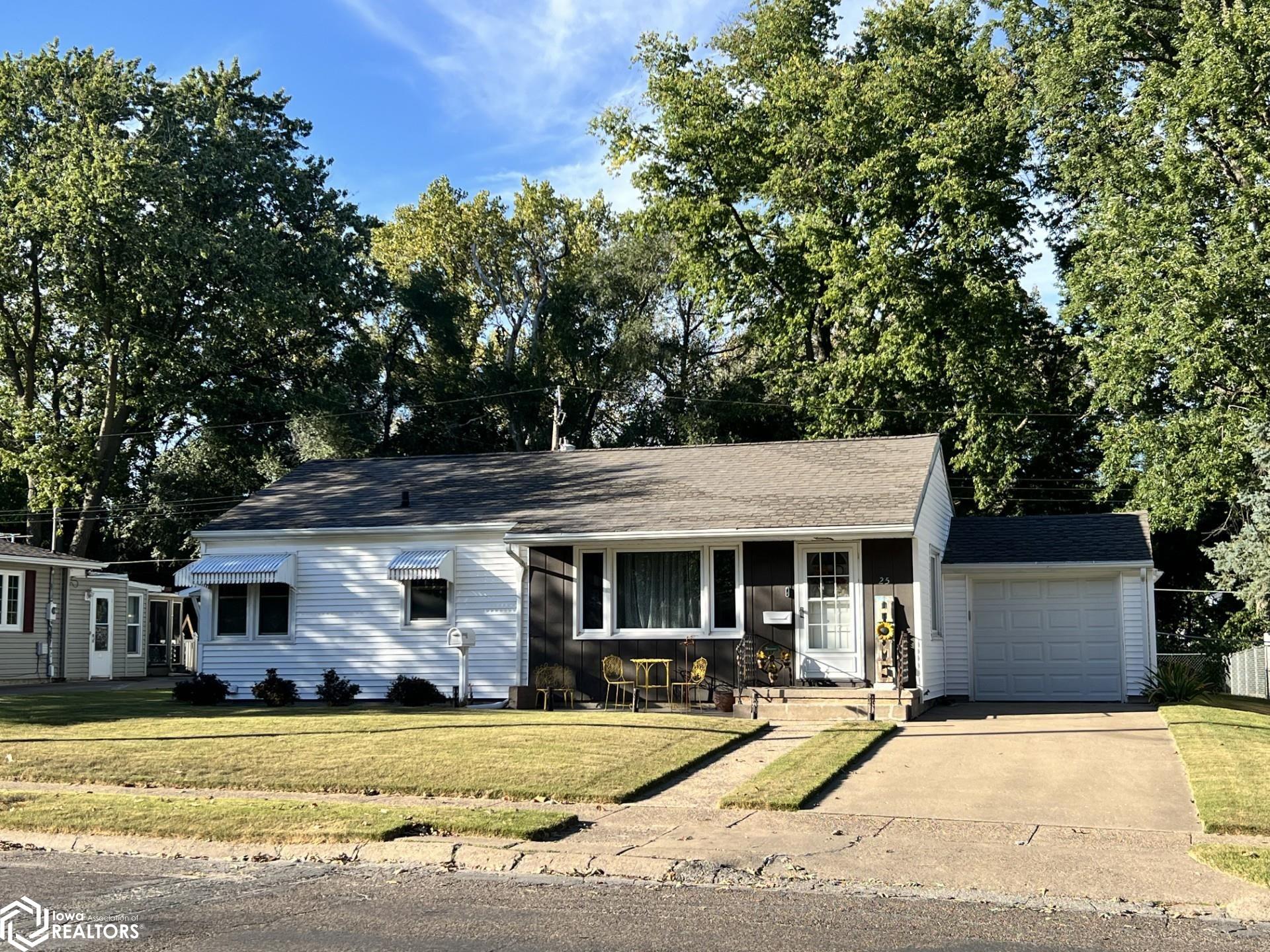 Richards Dr, Fort Madison, IA 52627