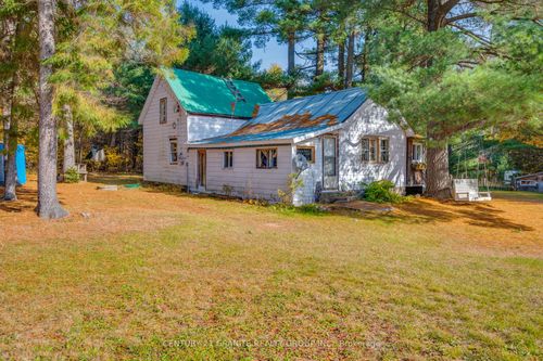 502 S Baptiste Lake Rd, Bancroft, ON, K0L1C0 | Card Image