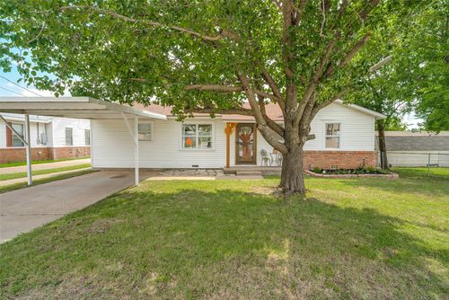 709 Charles St, Weatherford, TX, 76086-5101 | Card Image