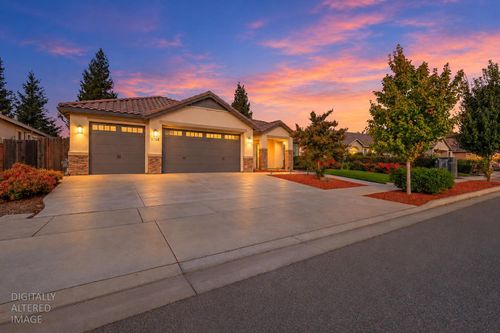 1758 Blevin Rd, Yuba City, CA, 95993-1435 | Card Image