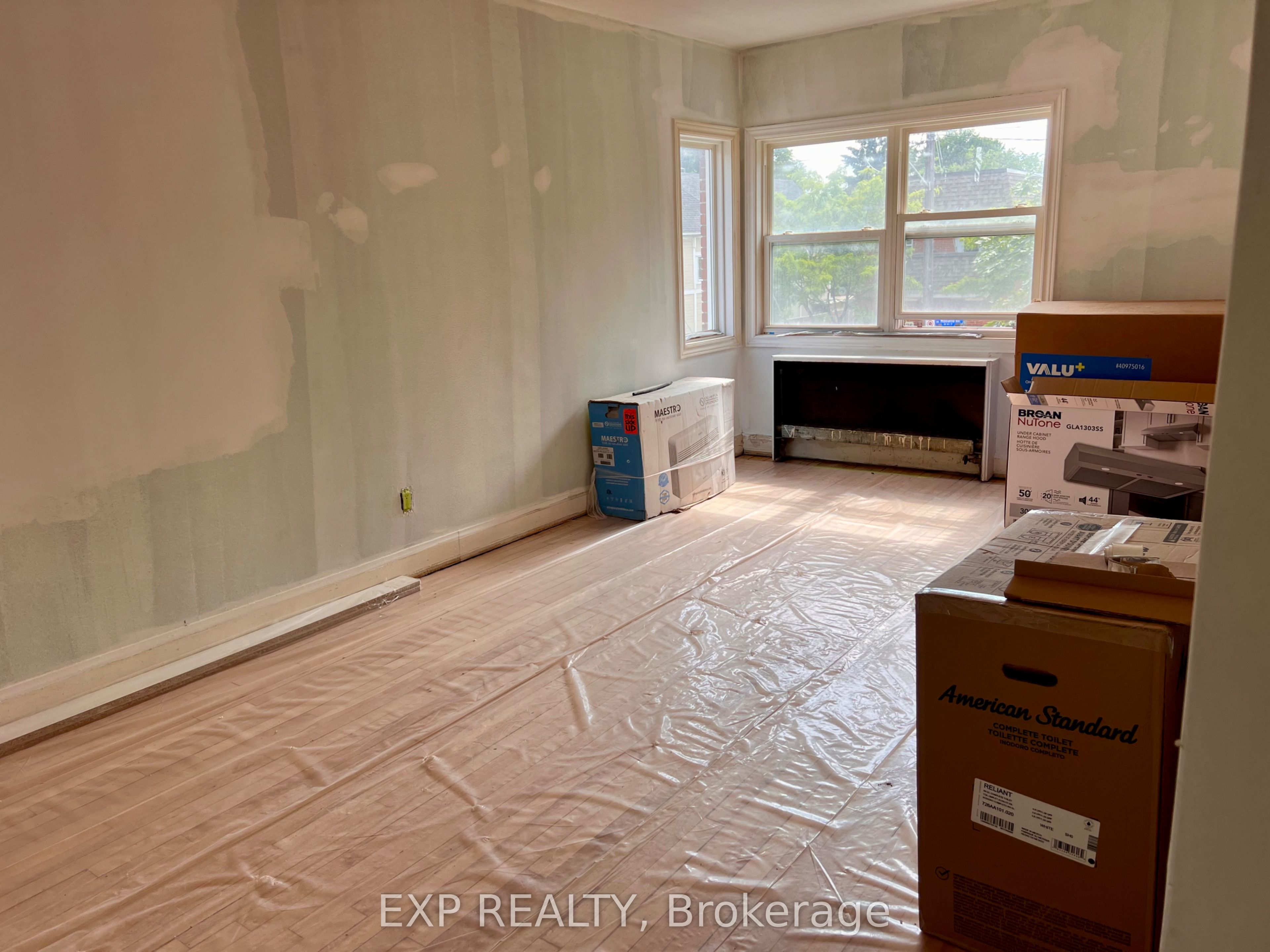 Residential Lease in Tunneys Pasture and Ottawa West 3