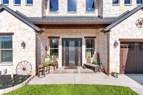 3415 Mariana Ct, Granbury, TX, 76048-6135 | Card Image