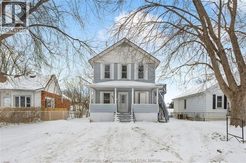 61 Baxter St, Chatham, ON, N7M4P6 | Card Image