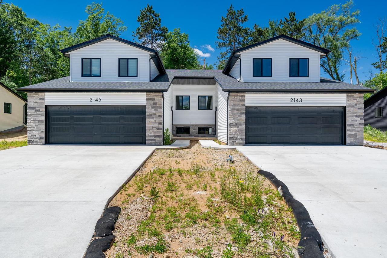 Abbey Rd, New London, WI 54961