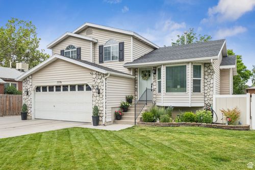 7776 Unionwood Dr, Midvale, UT, 84047-2780 | Card Image