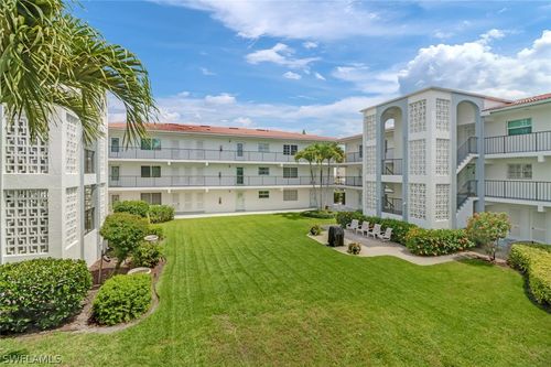 211-5 High Point Circle W, Naples, FL, 34103 | Card Image