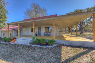 401051 W 2480 Drive, House other with 4 bedrooms, 2 bathrooms and null parking in Bartlesville OK | Image 2