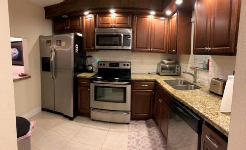 apt-101-9300 Sw 8th St, Boca Raton, FL, 33428-6887 | Card Image