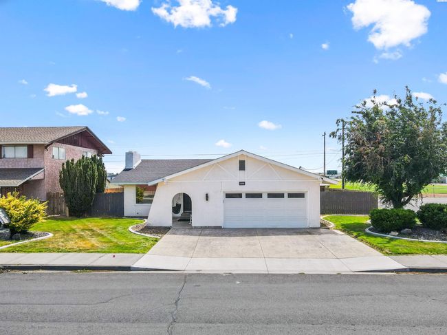 1200 E Ash St, Home with 3 bedrooms, 2 bathrooms and null parking in Othello WA | Image 6