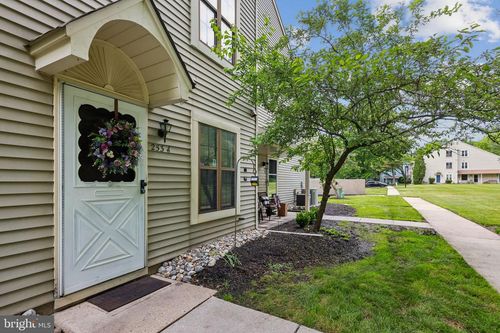 253 Everly Ct, MOUNT LAUREL, NJ, 08054-3711 | Card Image