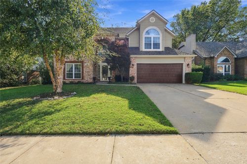 3805 W El Paso St, Broken Arrow, OK, 74012-4513 | Card Image