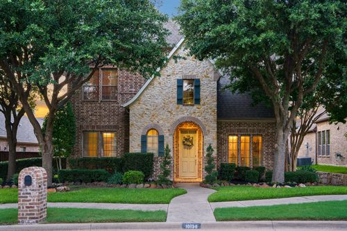 10138 Drawbridge Dr, Frisco, TX, 75035-8696 | Card Image