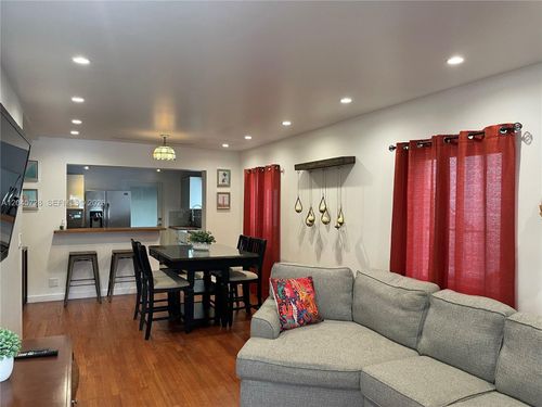 2112 Sw 60th Ct, Miami, FL, 33155-2043 | Card Image