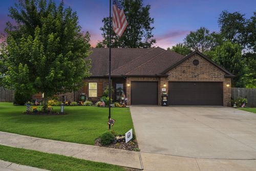 626 Choate Place Cir, Pea Ridge, AR, 72751-2948 | Card Image