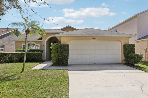27420 Breakers Dr, WESLEY CHAPEL, FL, 33544-6615 | Card Image