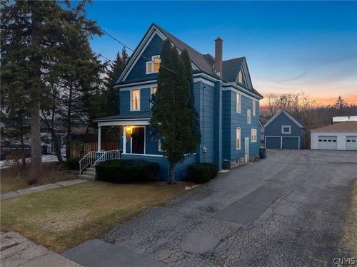 418 Brainard St, Watertown, NY, 13601-4006 | Card Image