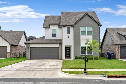 4632 S Chestnut Ave, Broken Arrow, OK, 74011-3740 | Card Image