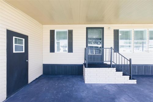 438 Perch Pl, Lakeland, FL, 33801-6414 | Card Image