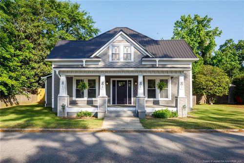 305 N Fayetteville St, Parkton, NC, 28371-9127 | Card Image