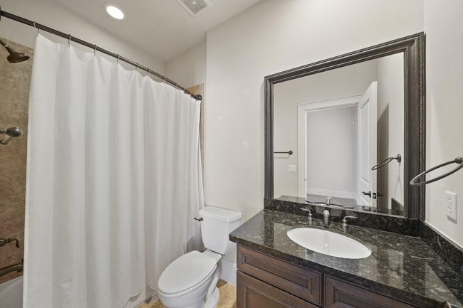 Secondary full bathroom. | Image 33