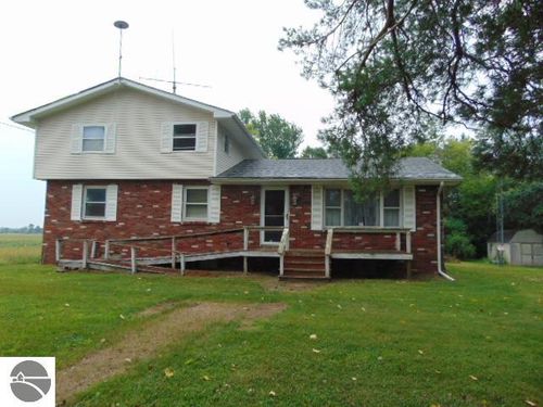 10885 Dehmel Rd, Birch Run, MI, 48415-9706 | Card Image