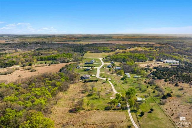 3673 Stewart Farm Rd, House other with 6 bedrooms, 4 bathrooms and null parking in Wamego KS | Image 53
