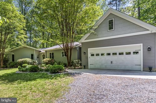 43530 Drum Cliff Rd, HOLLYWOOD, MD, 20636-2423 | Card Image