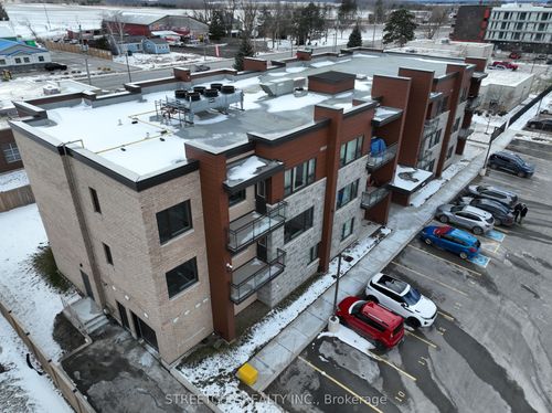 307-263 Butler St, Lucan, ON, N0M2J0 | Card Image